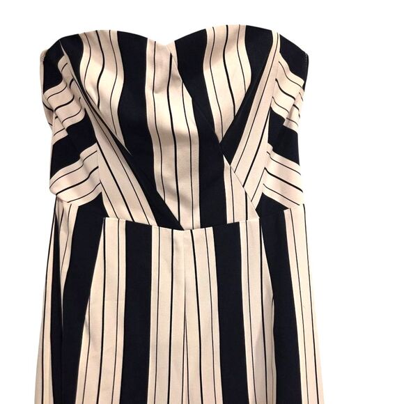 H&M Striped Navy Strapless Culottes Jumpsuit Bandeau Tie Waist Capri Wide Leg 6 - Picture 3 of 10